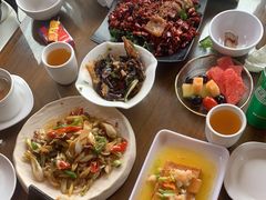 -隔壁老王·家常云南菜(花巷店)