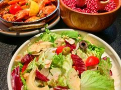 主厨牛油果花园沙拉-庐灶江南·江南菜·四合院Bistro(东直门雍和宫·原华侨宾馆店)