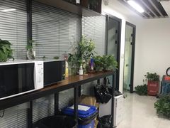 -新航道雅思托福·留学·考研培训(人民广场校区)