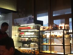面包甜点陈列柜-东园小馆·早茶·淮扬小炒(水街店)