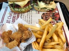 -The Habit Burger Grill 哈比特汉堡(复兴soho店)