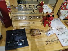 -肆兮眼镜·蔡司·徕卡战略合作店(大坪店)
