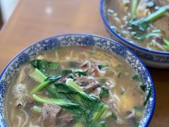 -邱芳粉店(迎宾大道旗舰店)