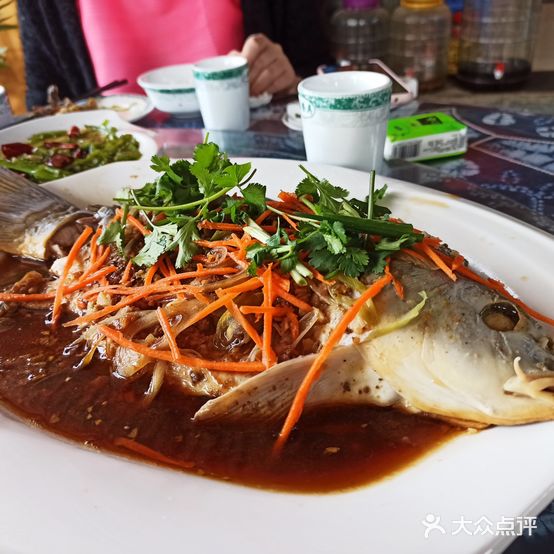海廊食香