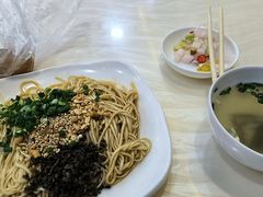 -邓老汉燃面村(水井街店)