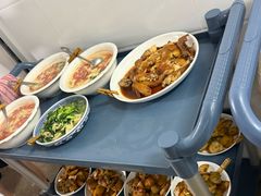 -芦茨金富饭庄·25年老字号·专做稻草鸡