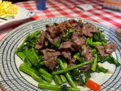 天绿香炒牛展-龙桥私厨·姜花菊花过桥鱼·顺德菜(容桂店)