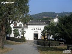-灵岩山风景区