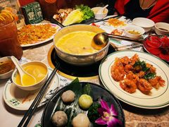 -禄婶鸡煲·打边炉