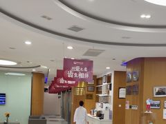 -雅悦齿科(顾村公园店)
