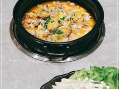 -品也·鲍鱼鸡火锅(皇庭广场店)
