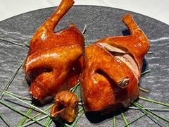 玻璃脆皮乳鸽-潇湘里(麓谷林语店)