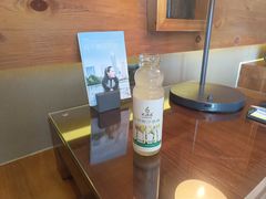 白桦树汁-果松木炭酸菜铜火锅·外婆参鸡汤