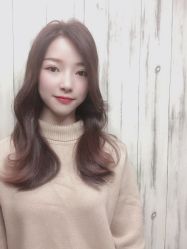 -首脑美发沙龙