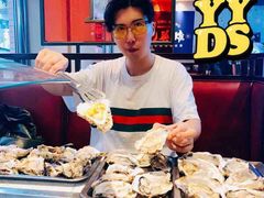 -蚝英雄·鲜蚝自助专门店(洋桥店)