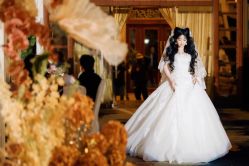 -GODDESS WHITE婚纱礼服(鹏城动力大厦店)