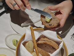 -Erman岩烧牛排(虹桥南丰城店)