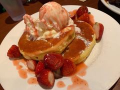 草莓pancake-Pancakes on the rocks(Darling Harbour)