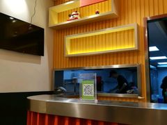 -小蛮椒麻辣烫·麻辣拌(青浦宝龙店)
