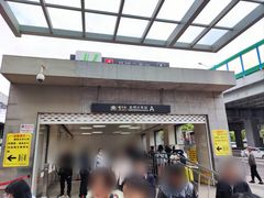 -昆明火车站(地铁站)