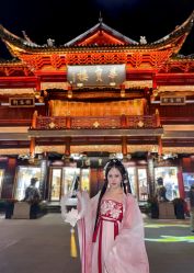 -汉仪华裳汉服馆(打浦桥店)