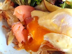 -ROAST coffee & eatery