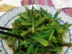 -香巴拉云南餐厅(华莱坞店)