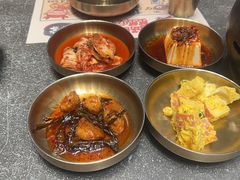 -草家酱蟹炭火烤肉店(珲春南路二店)