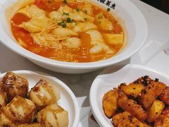 -渝是乎酸菜鱼(龙旗购物中心店)