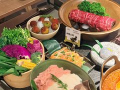 -三出山火锅(南京万象天地店)