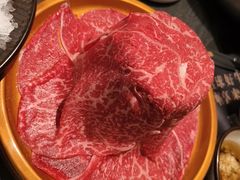 -牛YO寿喜烧·铁板烧和牛火锅自助(市府恒隆店)