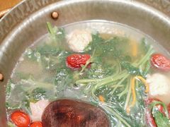 -吃饭皇帝大土家民族菜(正大广场店)