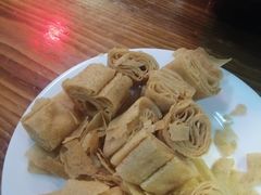 炸咯吱-六爷门框百年卤煮
