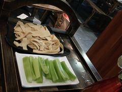 -怡品川宇火锅(宝立方店)