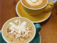芝麻酱糖饼拿铁-COFFEE HOLIC(朝外SOHO店)