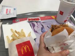 -麦当劳(国际社区店)