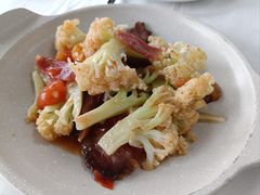 有机菜花番茄煮腊味-鹿鸣酒家(越秀店)