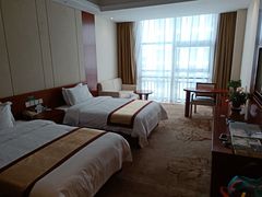 -兴芮温泉度假区