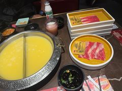 -一绪に和牛寿喜烧(罗湖益田假日店)