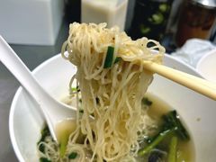 -亚明蟹肉面特大虾饺(สีลม)