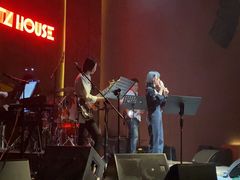 -TZ House音乐现场(来福士中心店)