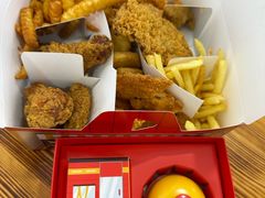 -麦当劳(徐汇漕溪北路百脑汇店)
