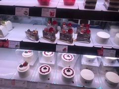 -巴黎贝甜(大宁国际商业广场店)