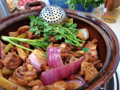 -胡须佬鸡煲四季火锅(龙珠大道店)