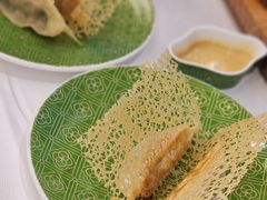 招牌虾爬肉锅贴-品海楼·大连海胆锅贴馆(东港店)