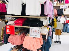 -优衣库(上海金桥国际商业广场店)