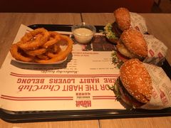 -The Habit Burger Grill 哈比特汉堡(复兴soho店)