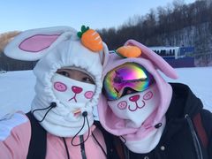 -亚布力新体委滑雪场