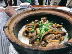 金牌黄鳝饭-红星光发煲仔饭(文海店)