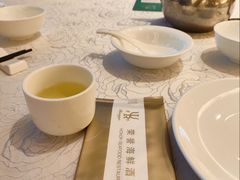 -荣誉海鲜酒楼(海湾店)